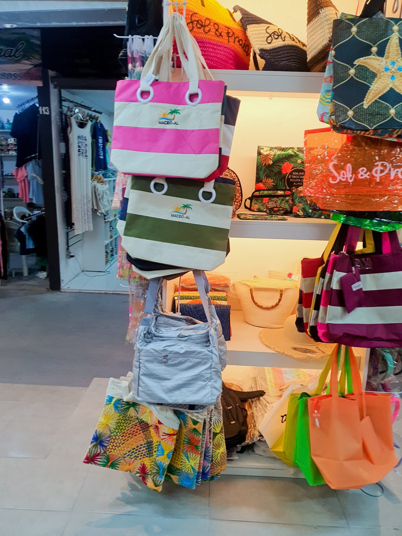 Exposição comercial que trabalha cada parede — vista 5